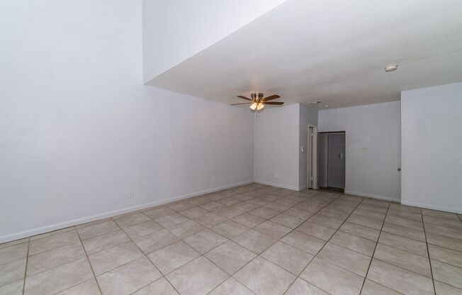 RENOVATED 2-BEDROOM TOWNHOME IN AHISD