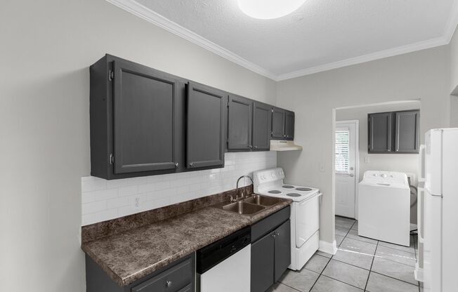 McCormic II Apartments