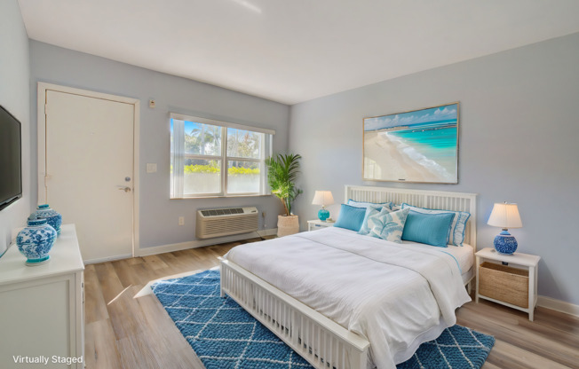 Boutique Apts // Bayside Apts LLC