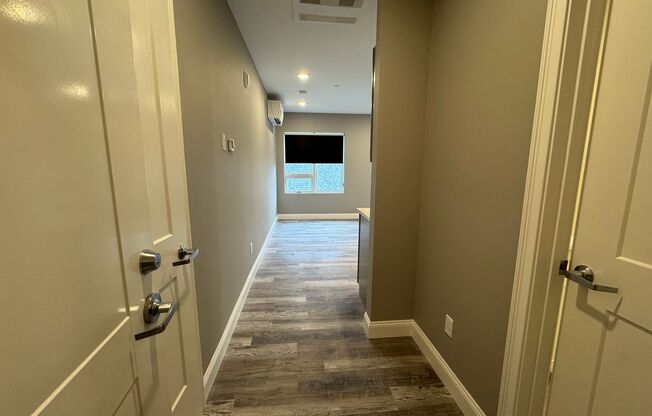 Studio, 1 bath, $2,000, Unit 402