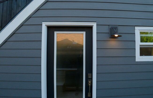 Immaculate 1 Bedroom ADU in Woodstock Neighborhood