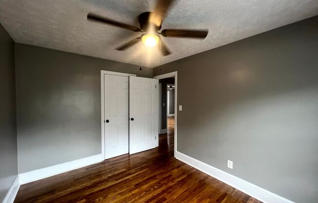 2 beds, 1 bath, $1,150