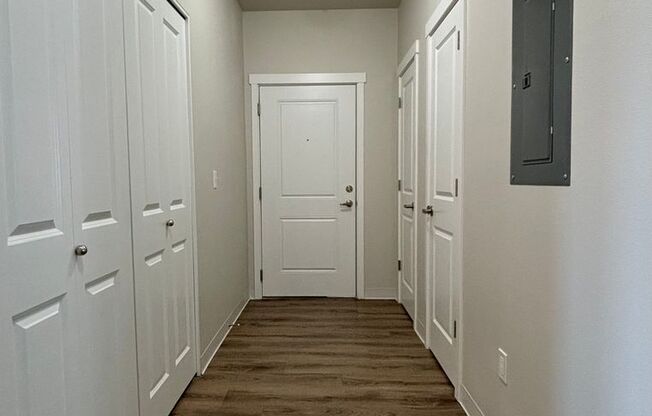 2 beds, 2 baths, 1,062 sqft, $1,600, Unit C117