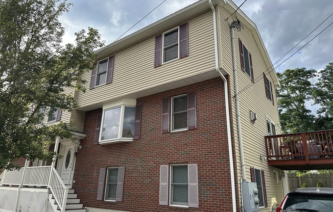 209 ADAMS ST
