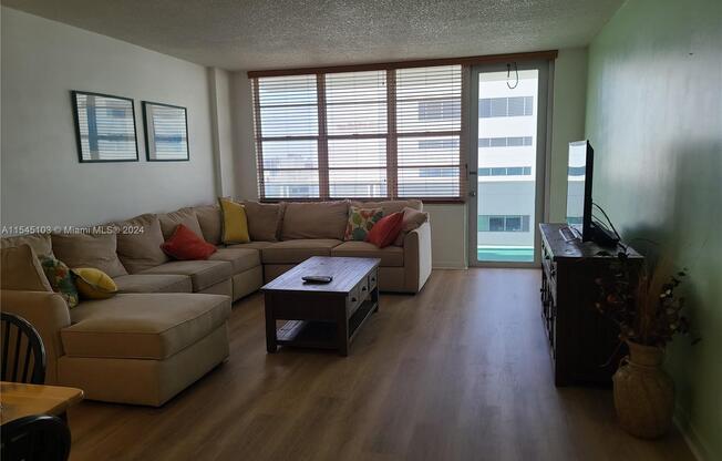 3725 S Ocean Dr