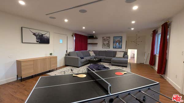 4925 W 20 ST