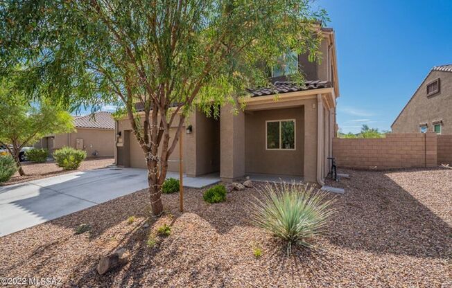 Spacious & Stylish Living in Saguaro Bloom – Your Dream Home Awaits!