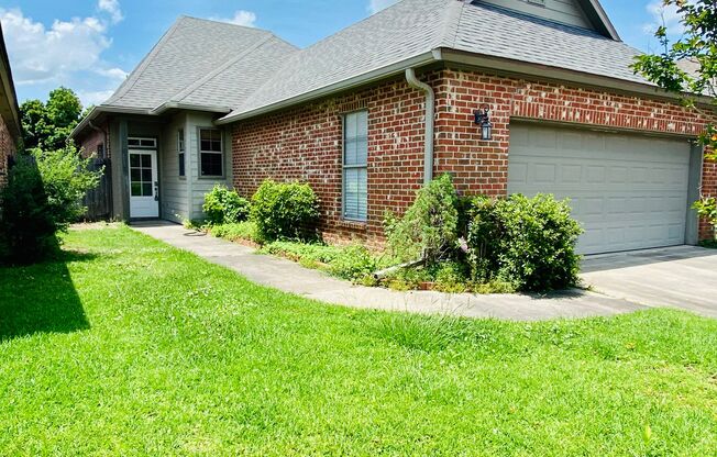 Beautiful Home for Rent in Lafayette - 3 Bedroom 2 Bath