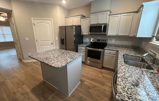 Immediate Occupancy!  2bed 2.5 bath Antioch TN