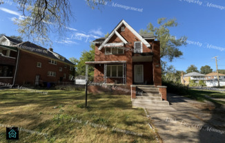 2908 Fullerton Detroit, MI