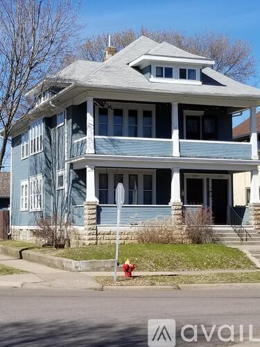 777 779 HAGUE AVE
