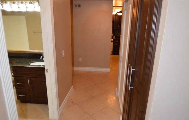 2 beds, 2 baths, $2,200, Unit # 137
