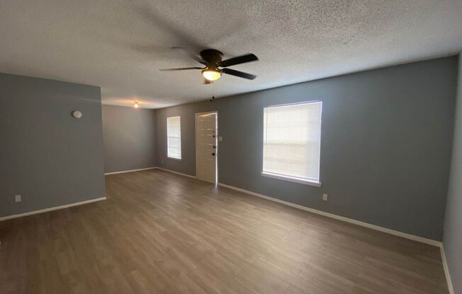 2 beds, 1 bath, 800 sqft, $765, Unit 45