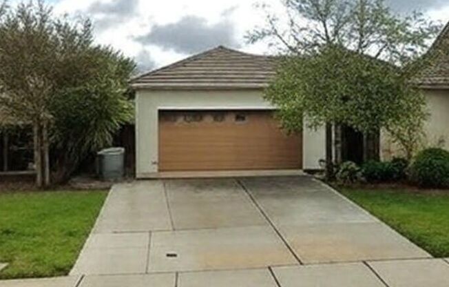 Beautiful 4-Bedroom Home for Rent in North Merced!