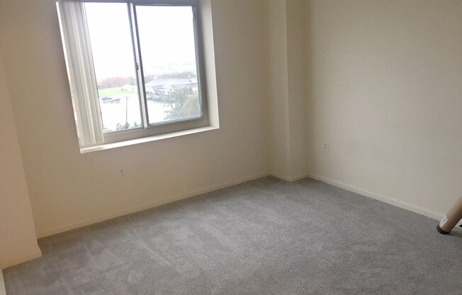 2 beds, 2 baths, 1,061 sqft, $2,750, Unit 707