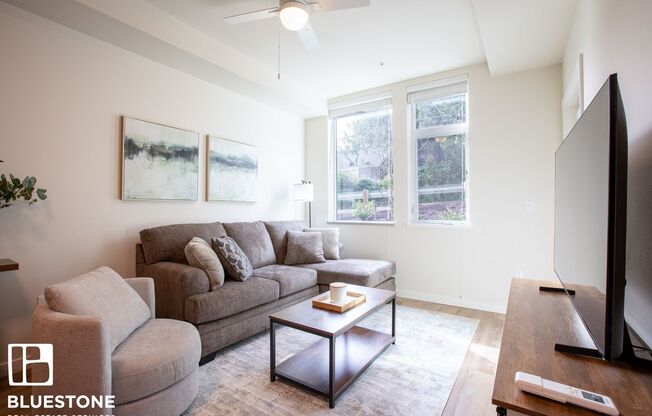 1 bed, 1 bath, 661 sqft, $1,795, Unit 208