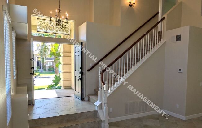 Gorgeous 4 Bedroom Home in Desirable Carmel Mountain Ranch