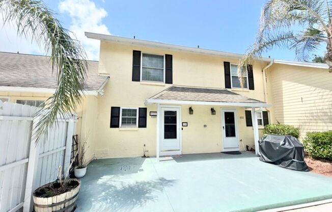 Apopka - 2 Bedroom, 2.5 Bathroom - $1,695.00