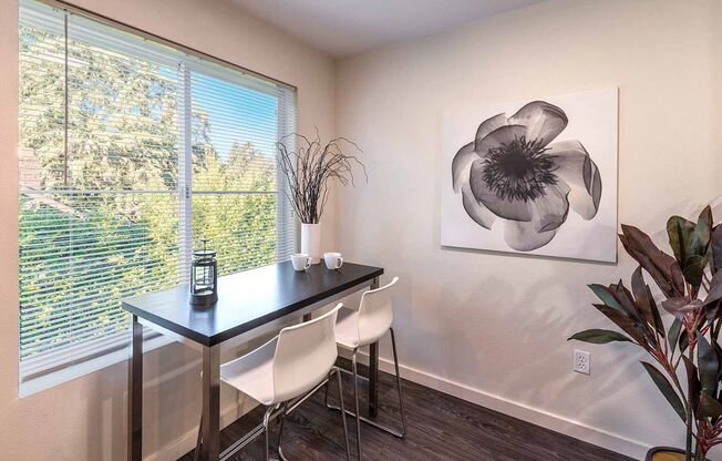 2 beds, 2 baths, 894 sqft, $2,595, Unit 107