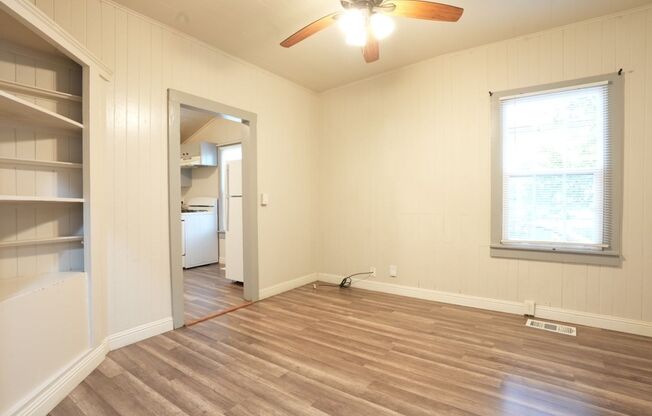 3 beds, 1 bath, $2,600, Unit 331