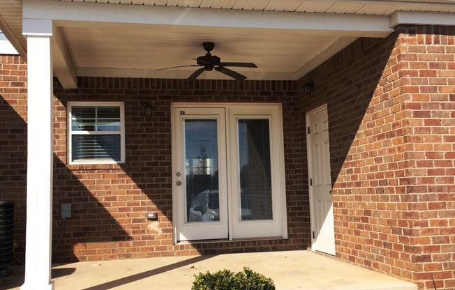 2 beds, 2.5 baths, 1,115 sqft, $1,055, Unit 030