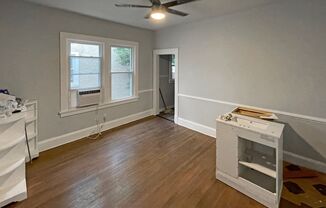 2 beds, 1 bath, $1,600