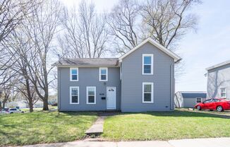 406 W 12th St - Cedar Falls