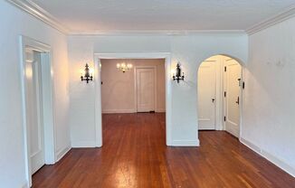 2 beds, 1 bath, 1,050 sqft, $1,695, Unit 01