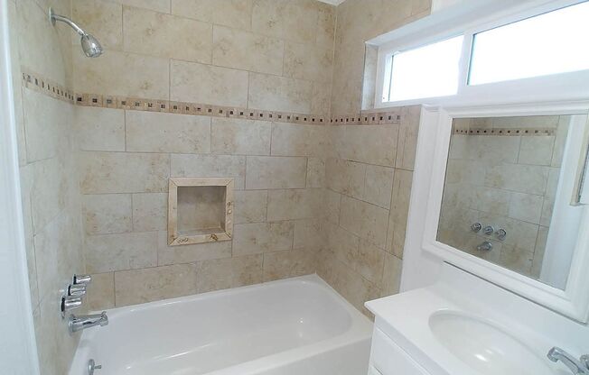 2 beds, 2 baths, 910 sqft, $2,450, Unit 308