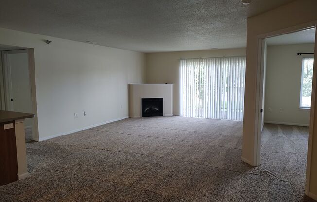 2 beds, 2 baths, $1,325, Unit B-202