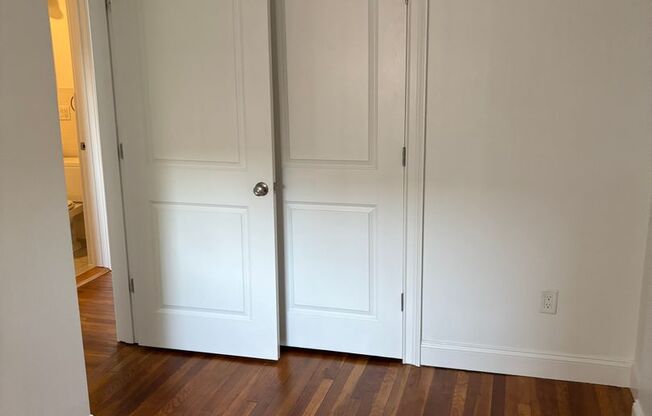 2 beds, 2 baths, 690 sqft, $2,400, Unit 109 Summer #116