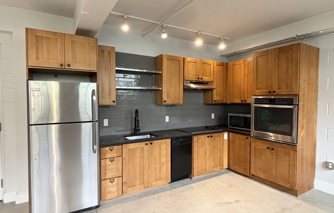 20 Sunnyside St.