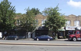 211 57 JAMAICA AVE