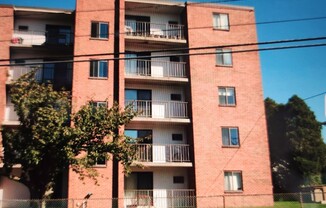 182 QUINCY ST