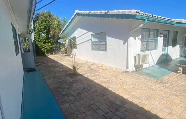 Seagrape One Apartments LLC