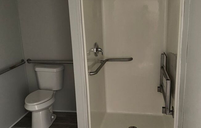 1 bed, 1 bath, $500, Unit 19