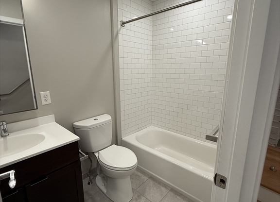 1 bed, 1 bath, 636 sqft, $2,000, Unit 308