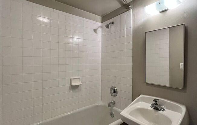 1 bed, 1 bath, $1,445, Unit 38