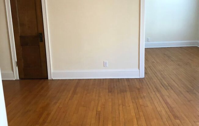 Studio, 1 bath, $900