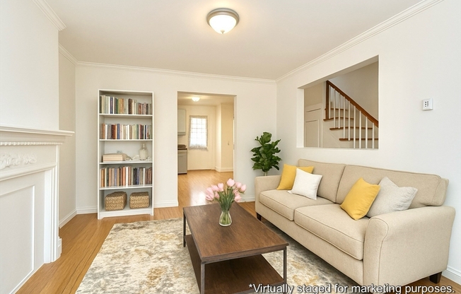 244 EVERETT ST