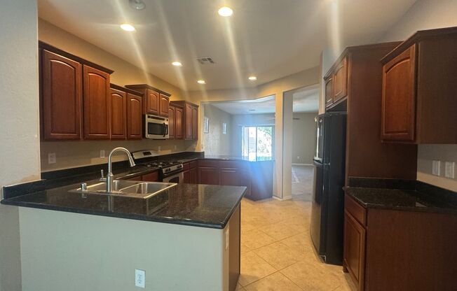 1 story, 3br, 3bth, 2cg, Aliante Community,