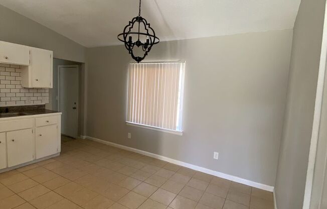 3 beds, 2 baths, $1,675