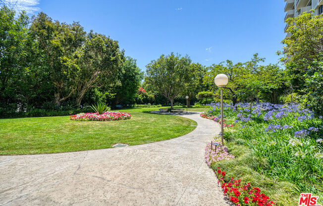 2160 Century Park E Apt 104N