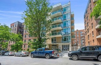 2 beds, 2 baths, $3,500, Unit 6B