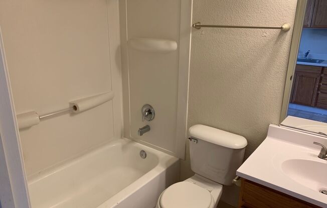 Studio, 1 bath, 270 sqft, $925, Unit D212