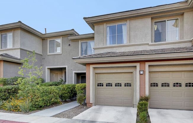 UPGRADED & BEAUTIFUL GATED 3 BEDROOM CONDO!
