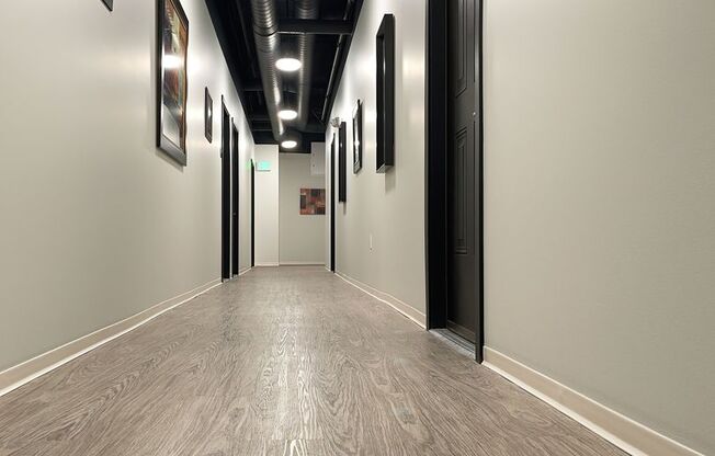 1 bed, 1 bath, 761 sqft, $1,450, Unit 504