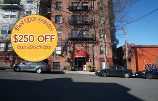 Fantastic Goose Hollow Location: Classic Studio w/ Vintage Character!