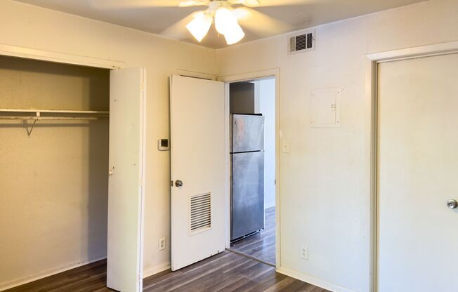 1 bed, 1 bath, 394 sqft, $1,295, Unit Unit 9