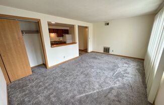 2 beds, 1 bath, $875